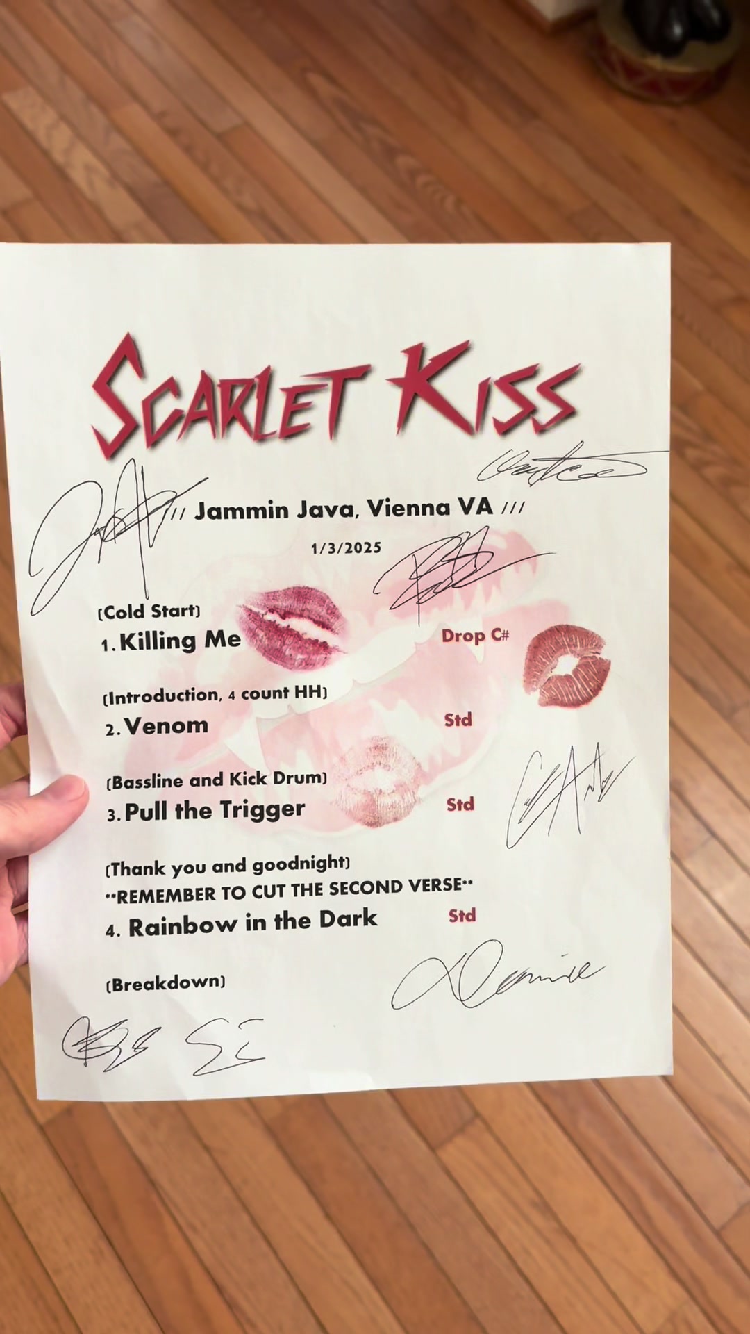 @Scarlet Kiss