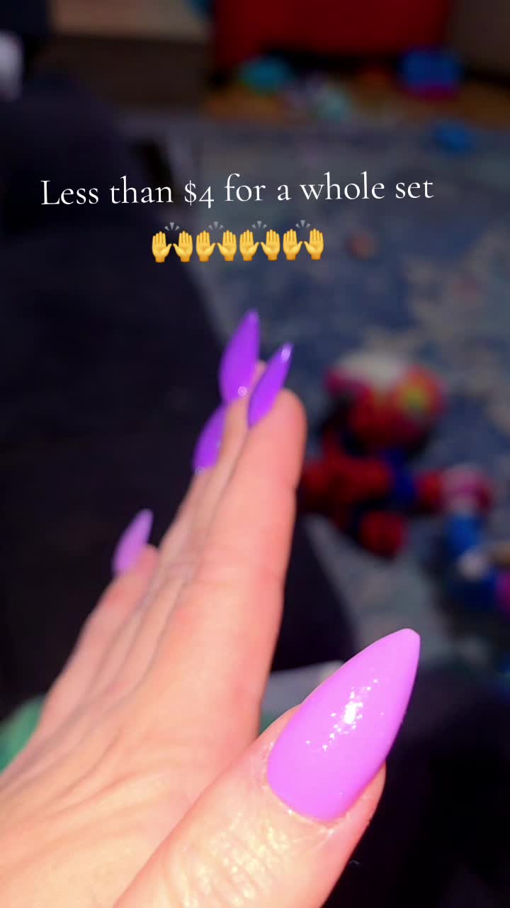 @karihodge