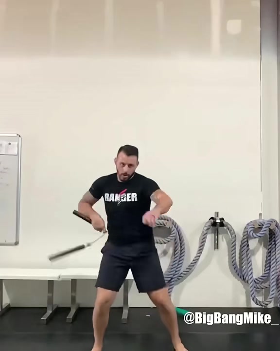@BigBangMike