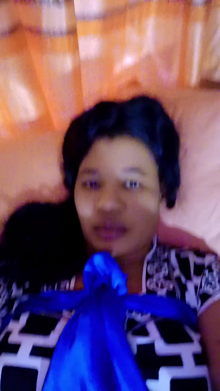 @liziana
