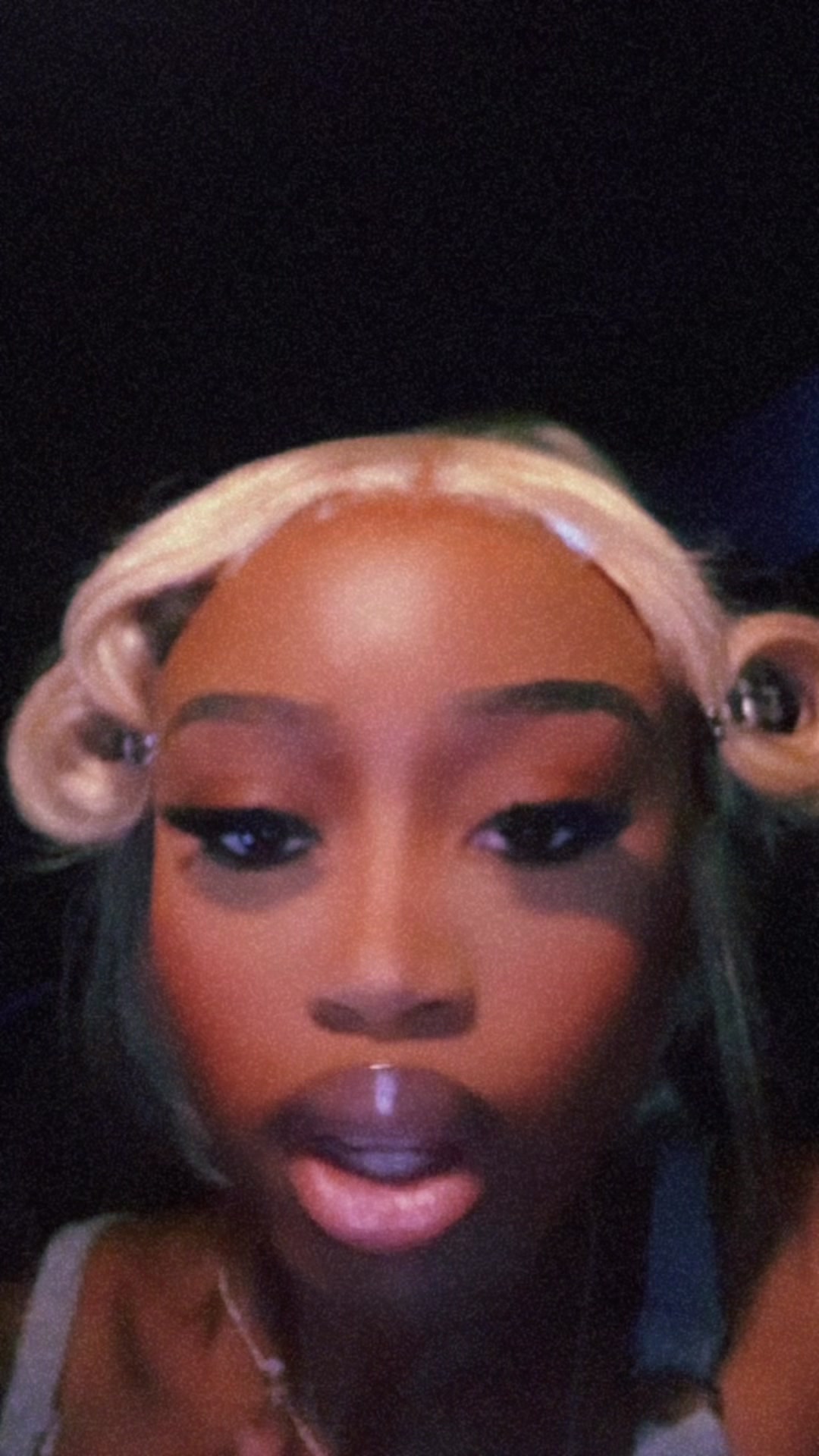 @Ayooskinny