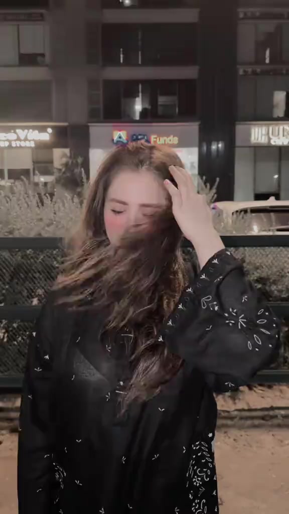 @𝐌𝐞𝐡𝐫𝐨 𝐅𝐚𝐭𝐢