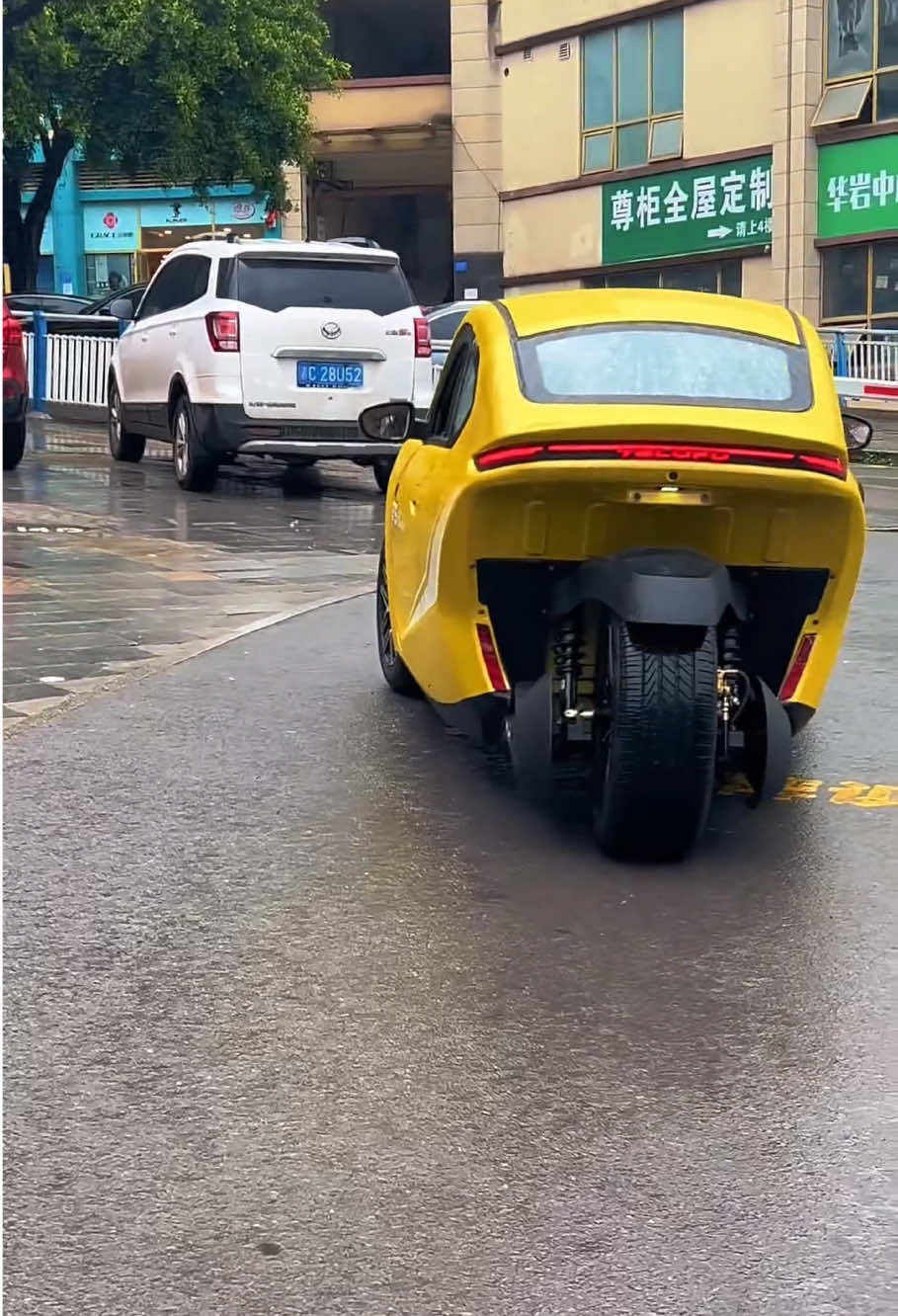 @XE T&Agrave;U (Chinase Car)