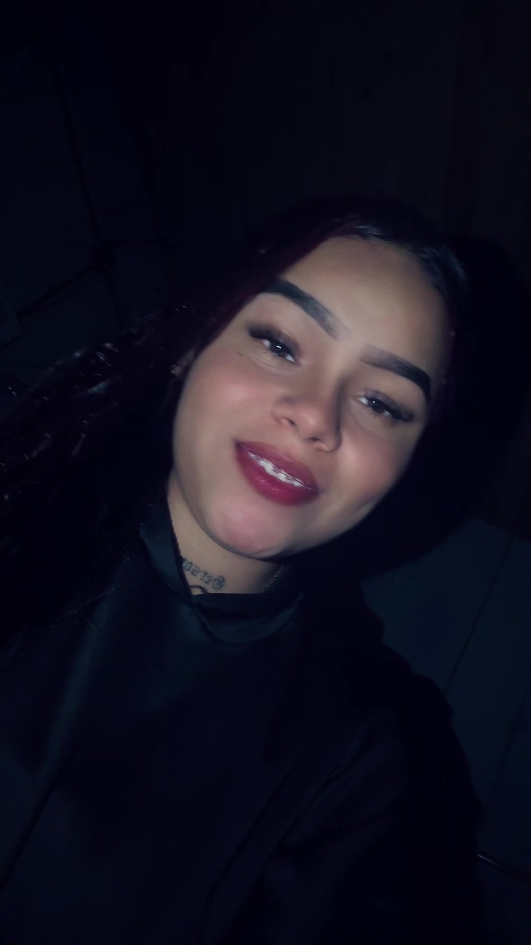@Jessica🖤.!
