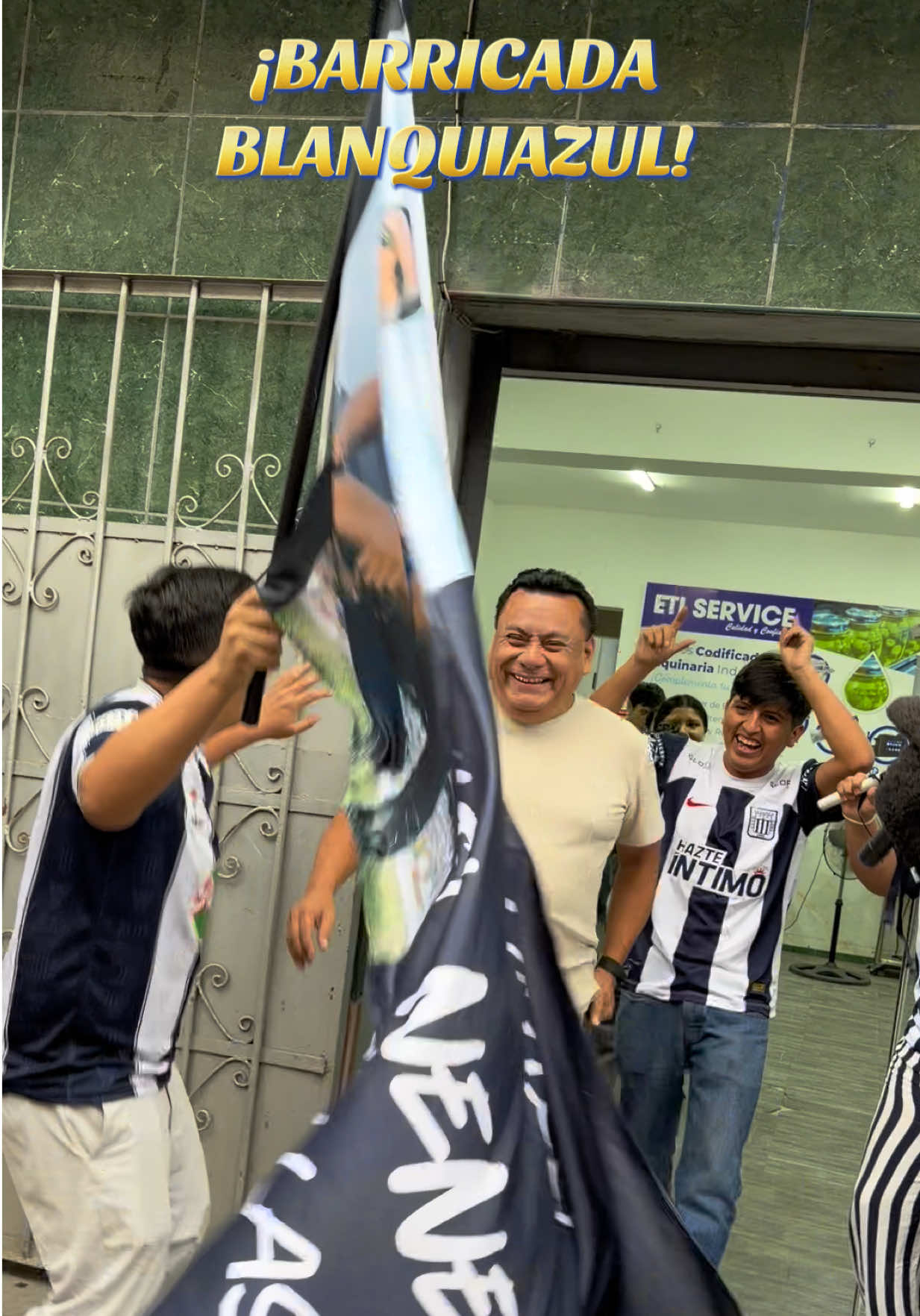 @barricada 🥁💯