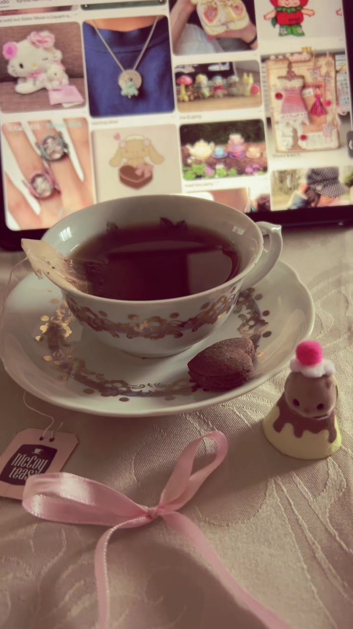 @Larona🍓