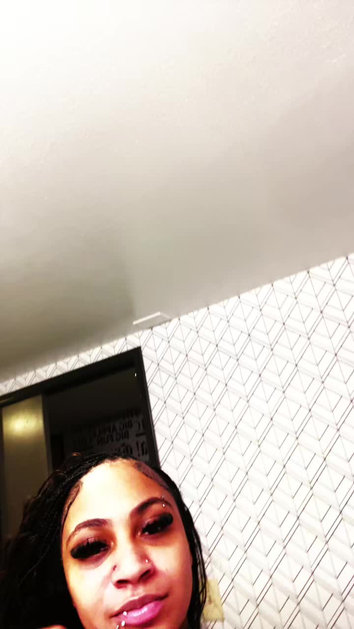 @niianalee
