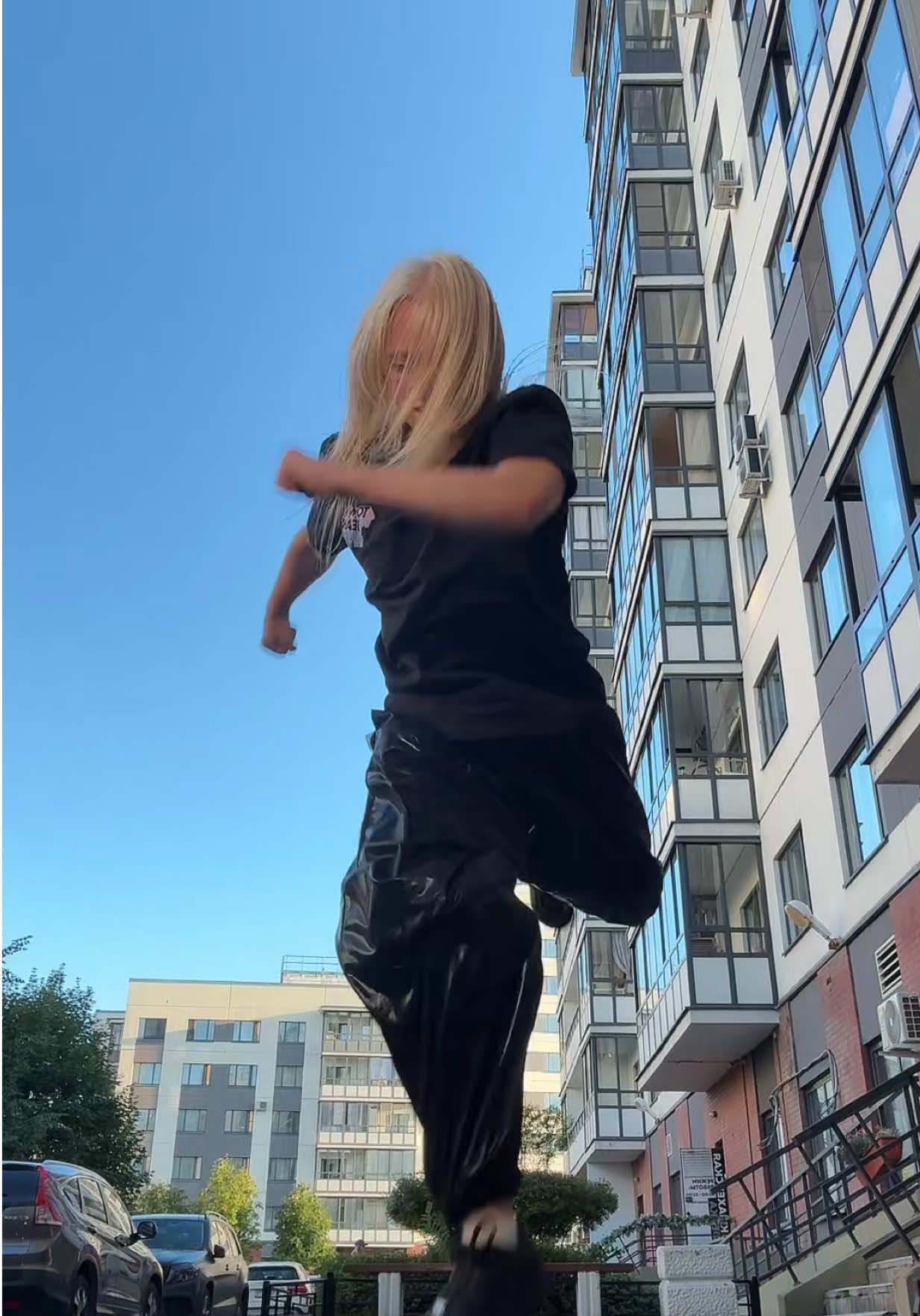@Pomina08