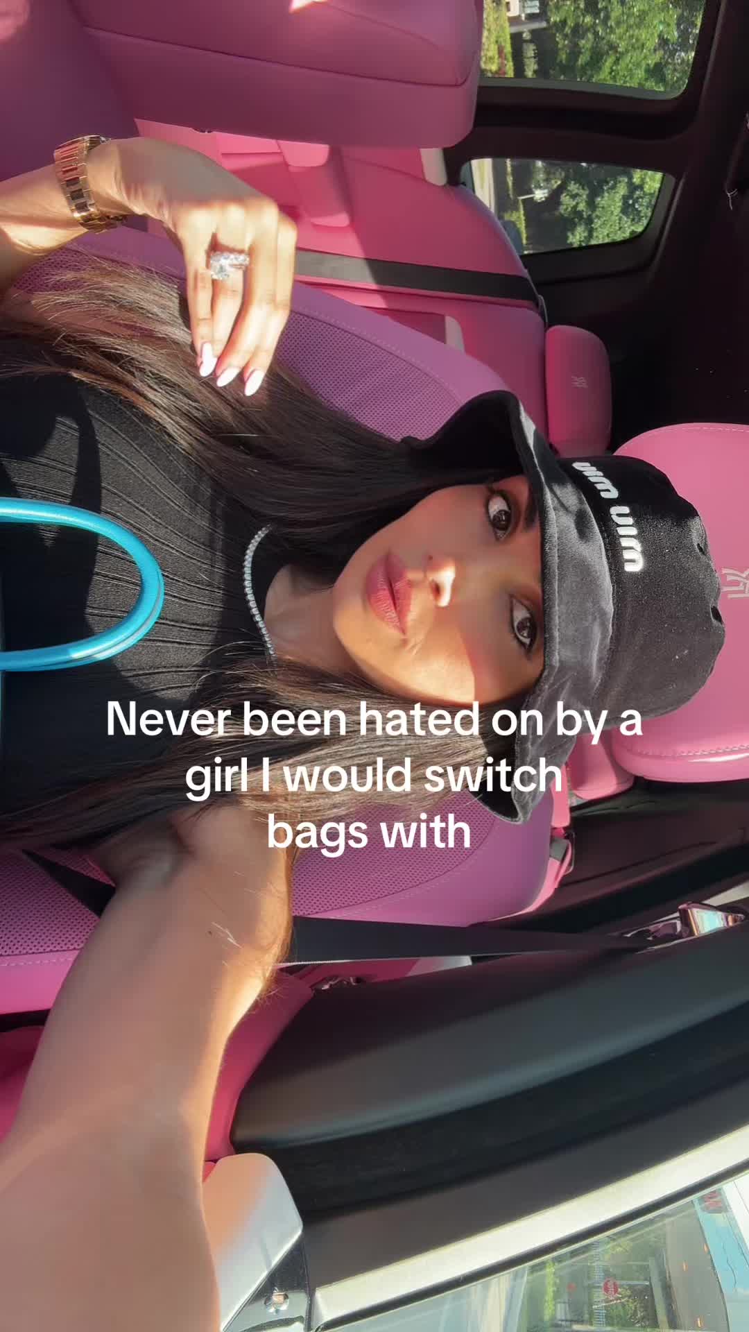 @Nikkiiiilovve
