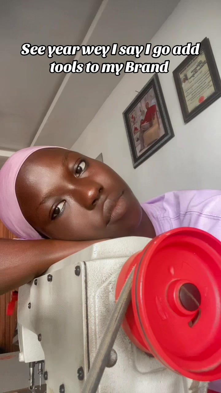 @Wunmi trims✂️/RTW 🧵