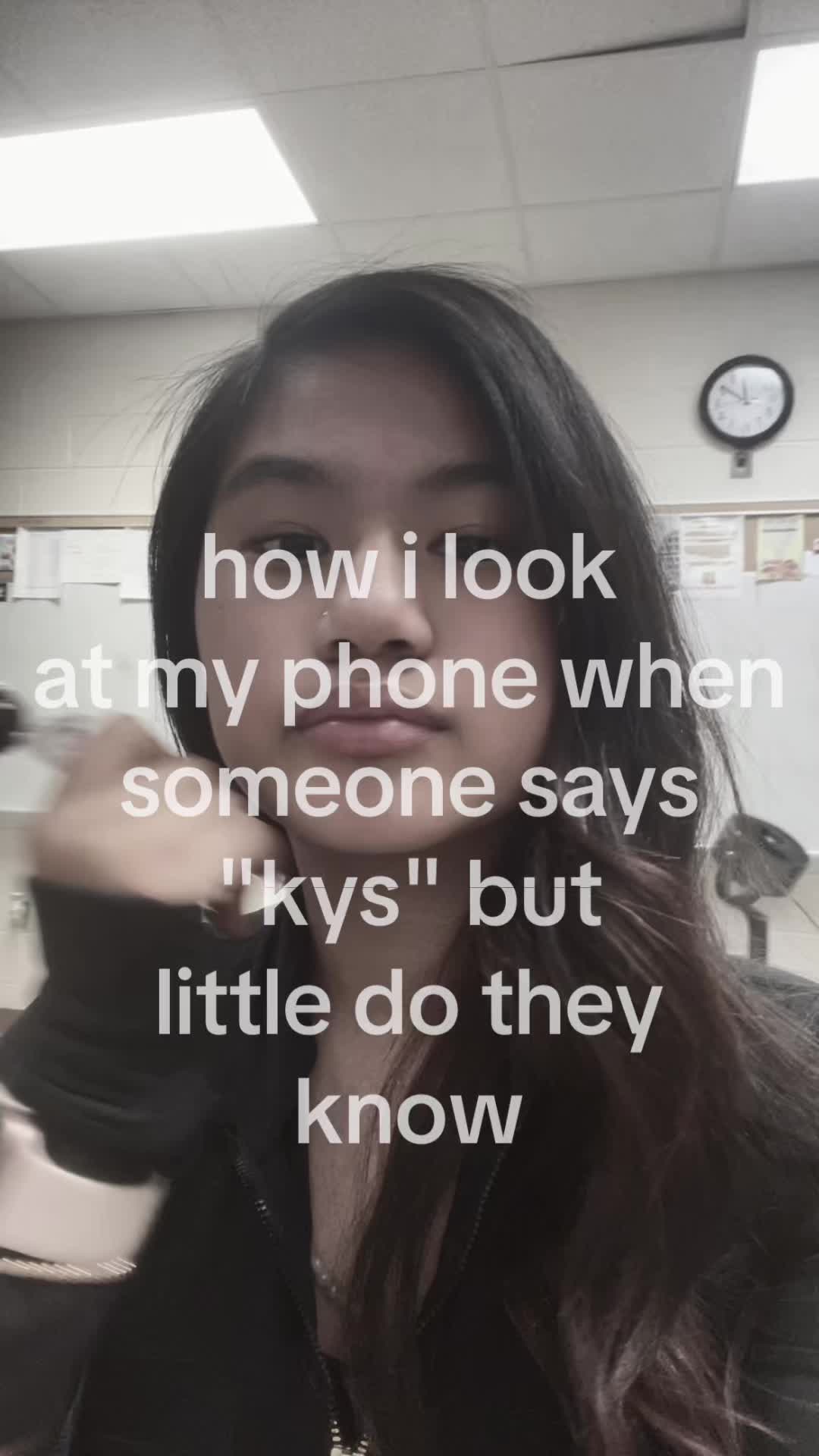 @⃟