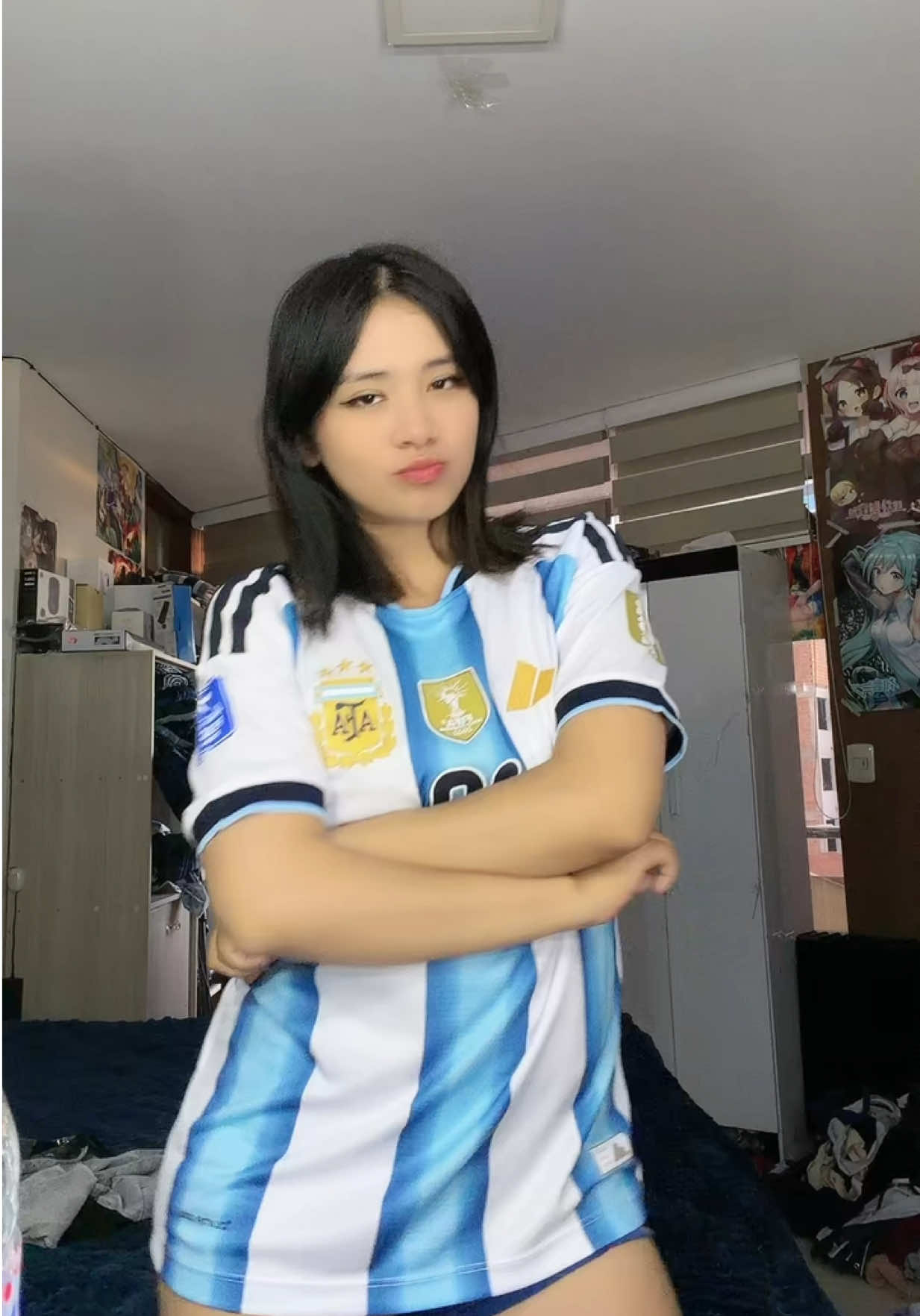 @ARIANA_PAN🙀🇧🇴