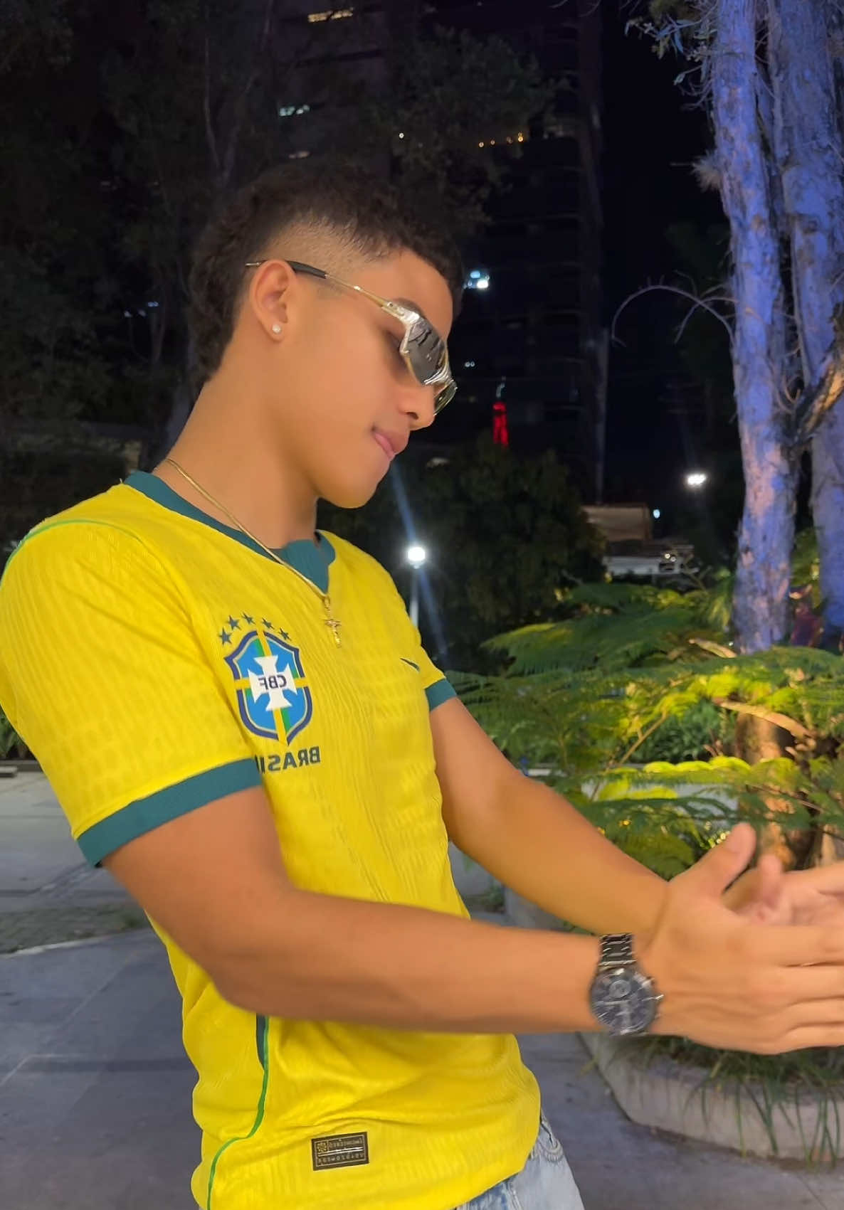 @𝐇𝐮𝐠𝐨 🦦