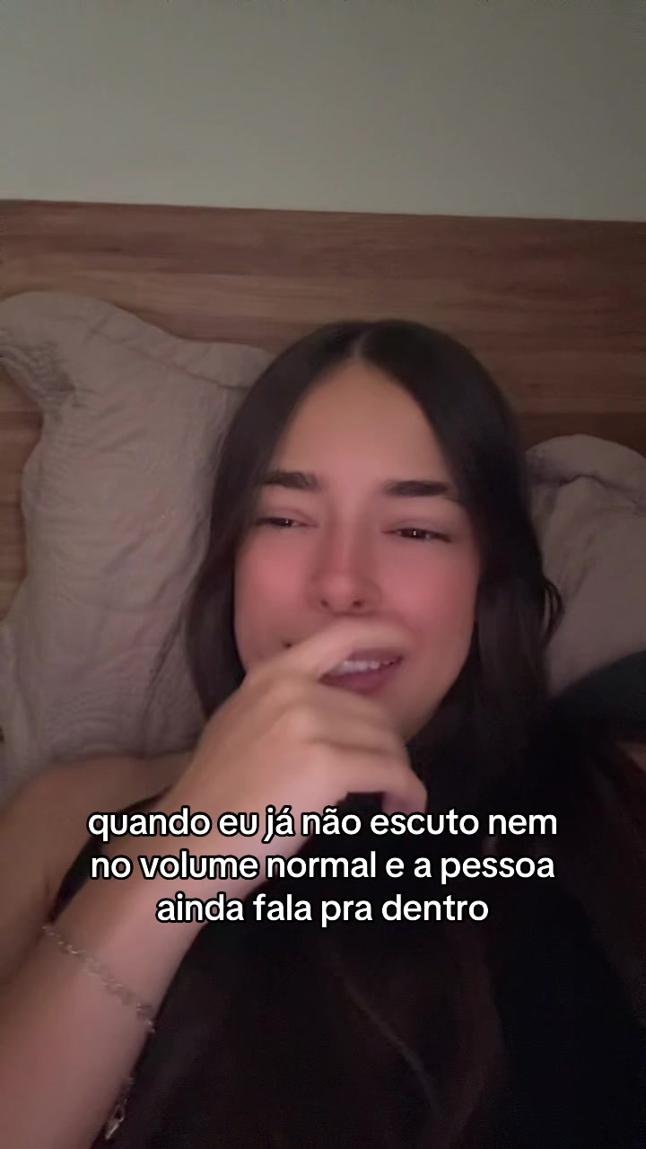 @Julia Andrade