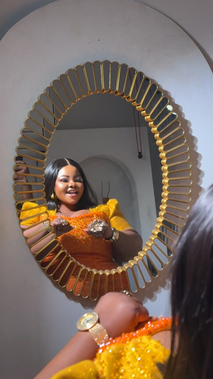@God bless my mum kente shop