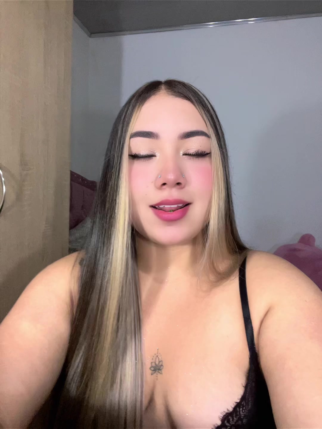 @Nicol Salazar 👑