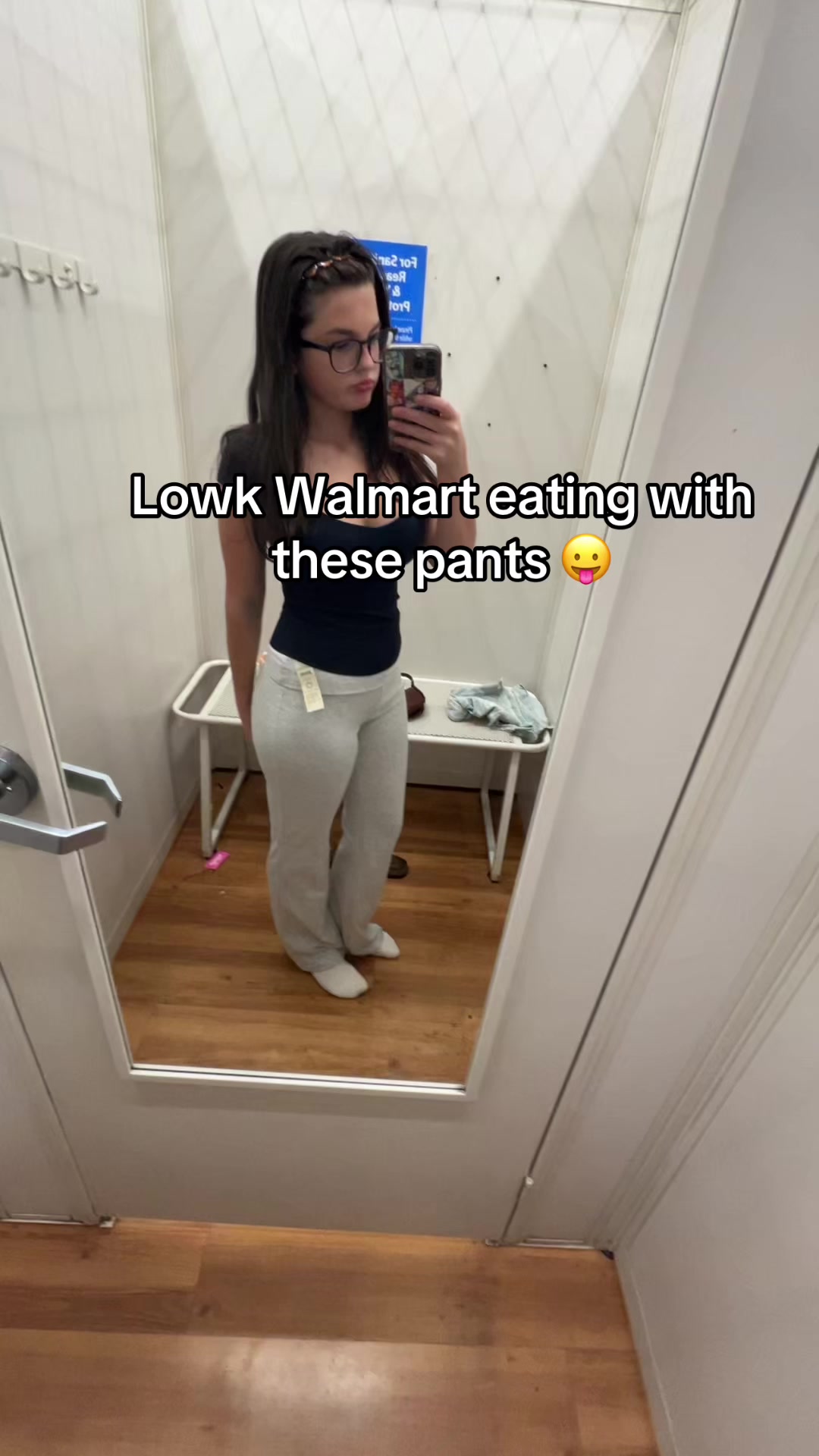 @Carleyoutfitts