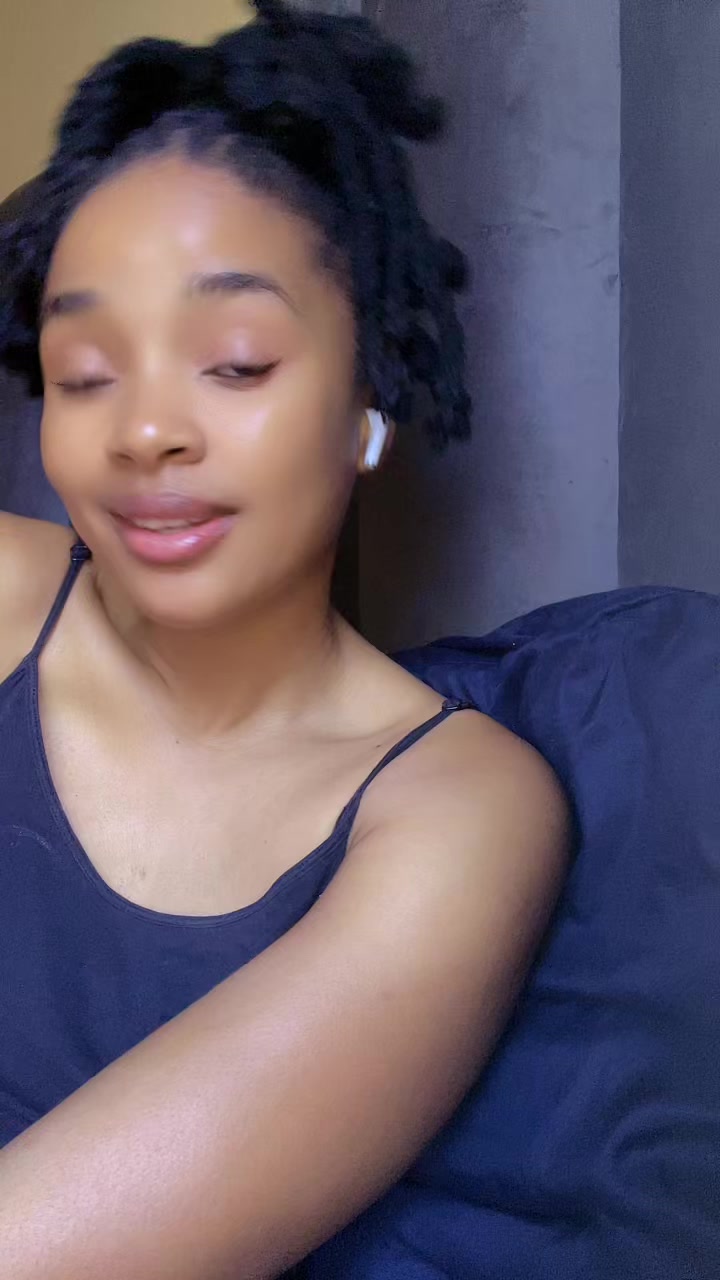 @Vhutshilohangandiwe Sinthumule