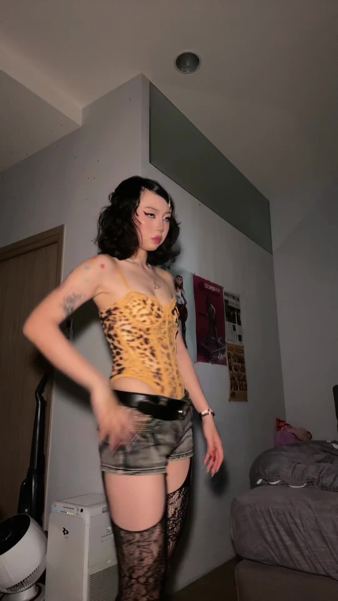 @hotttgirlrainy