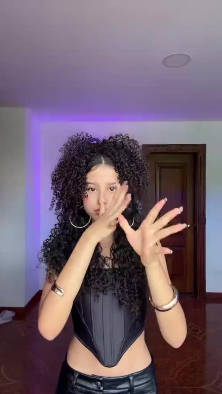 @algo bony🌸