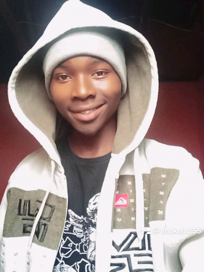 @Ntlonipho