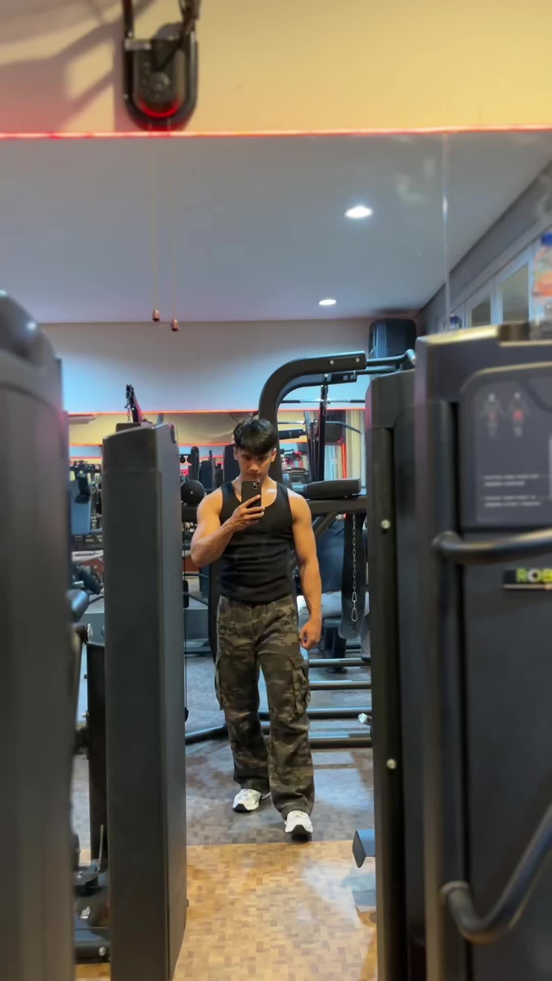 @oved.ariya