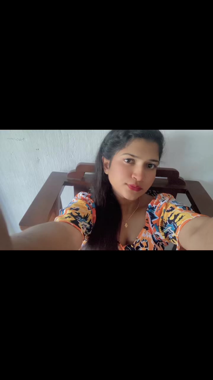 @Hansi----💗😙