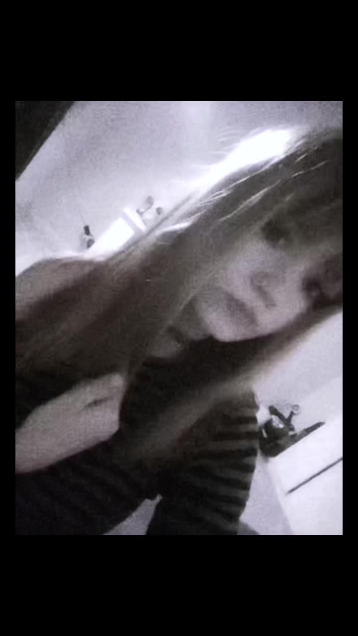 @sshitcaaat