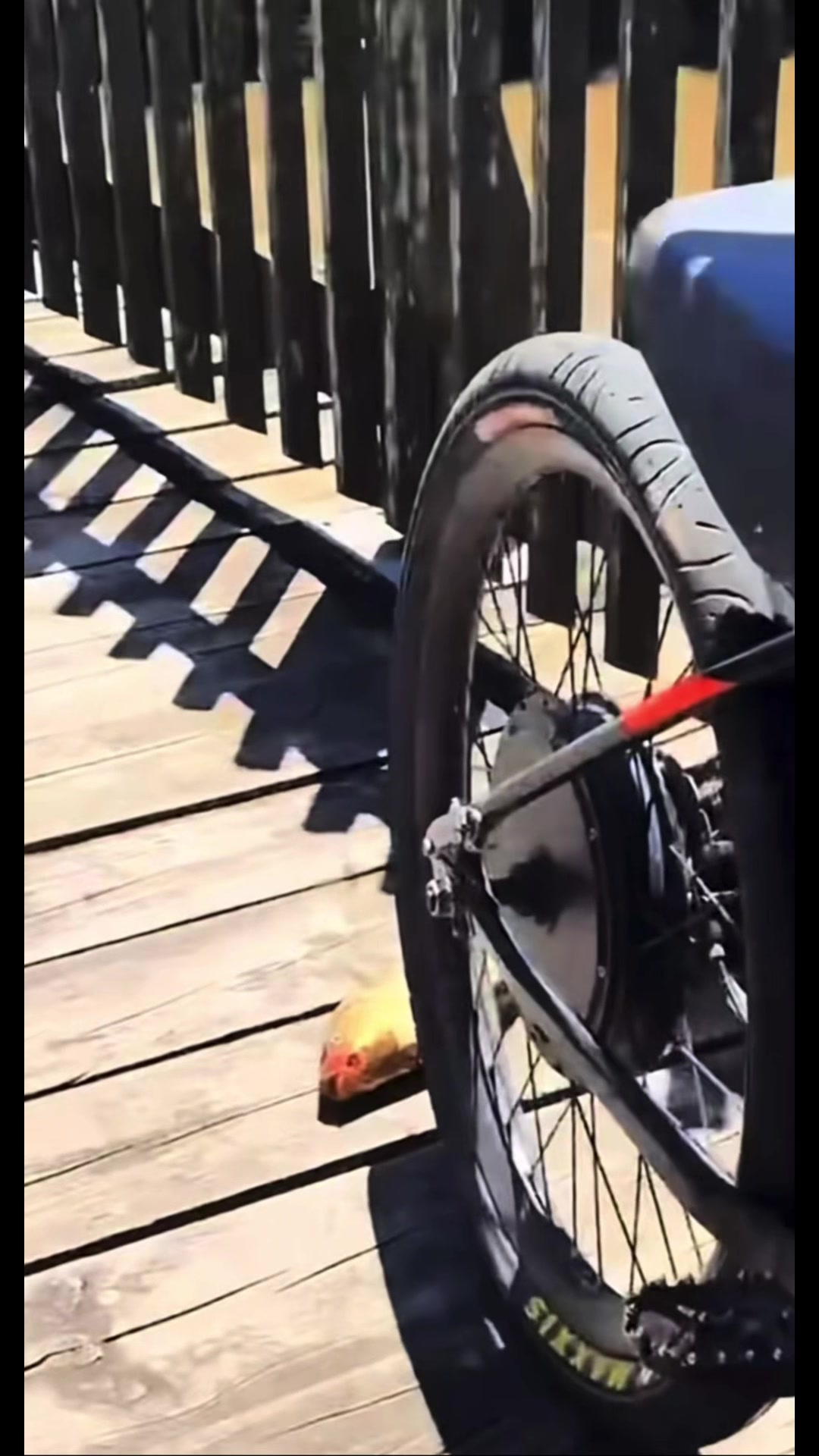 @๐ฬถ๐ฬถ๐ฬถ๐ฬถ.MTB