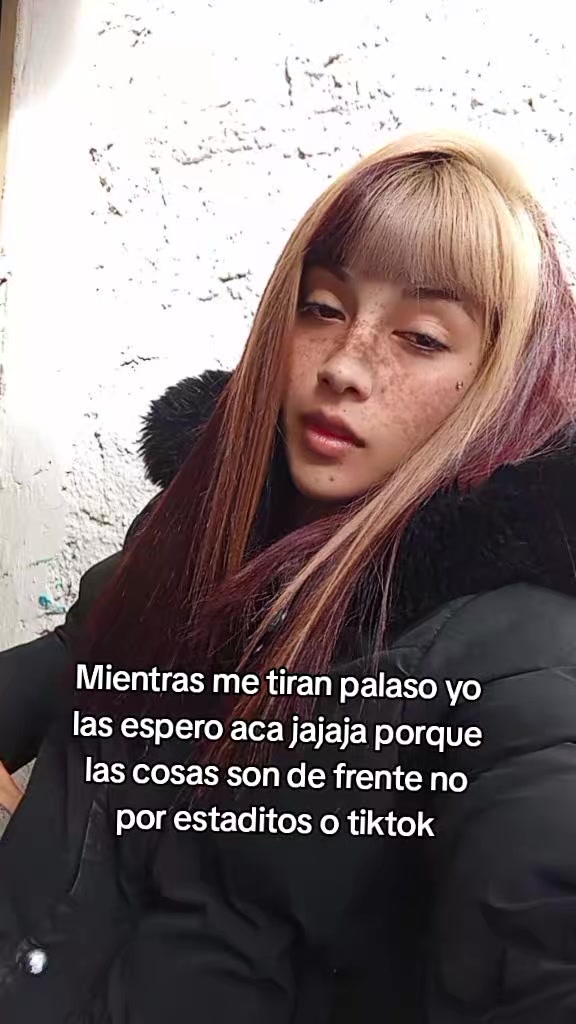 @Iaraaa__5