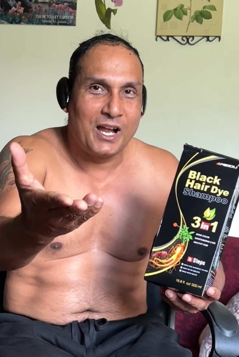 @पारदर्शी खरेल