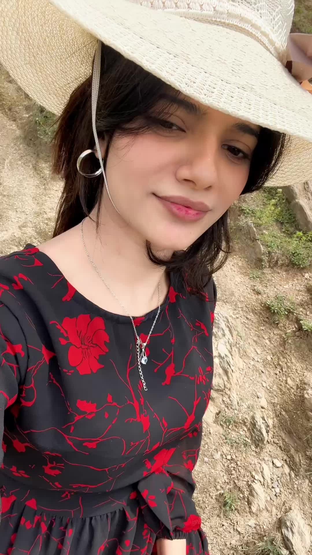 @❤️Anny Shah❤️