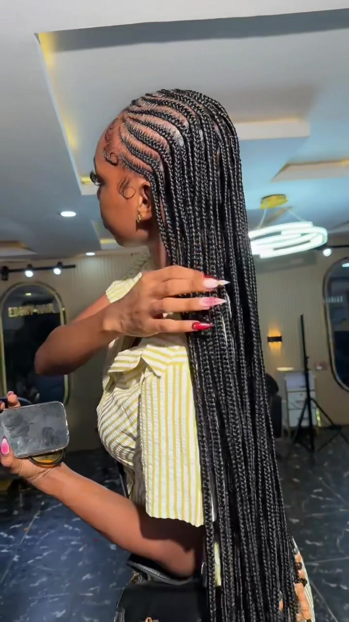 @Ebony hair world