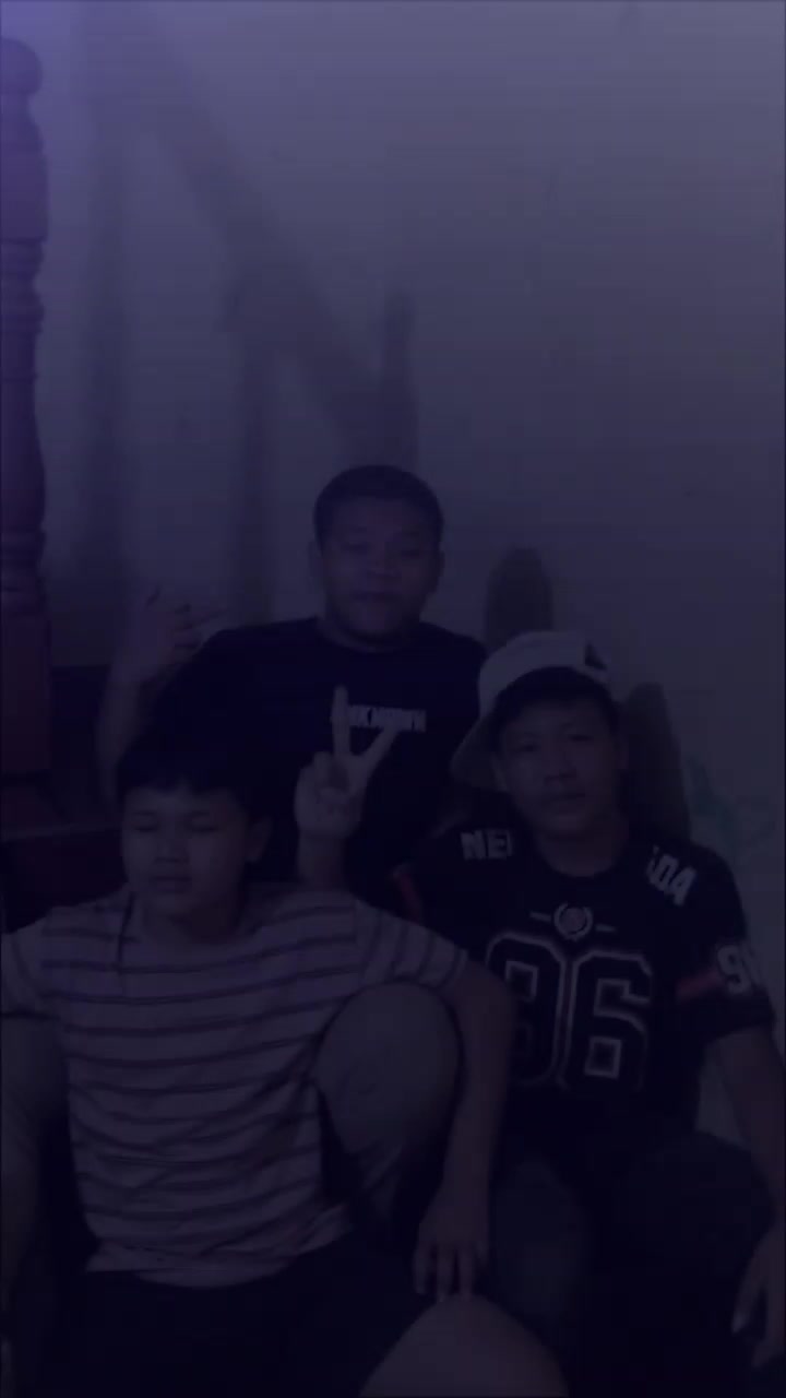 @Xyz♛┈⛧┈┈•༶