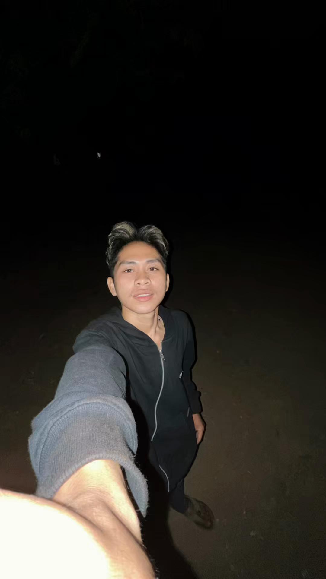 @inisial_mr49