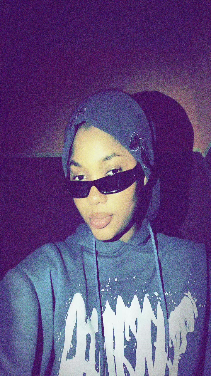 @👸Fauzz🧕⭐️🫧