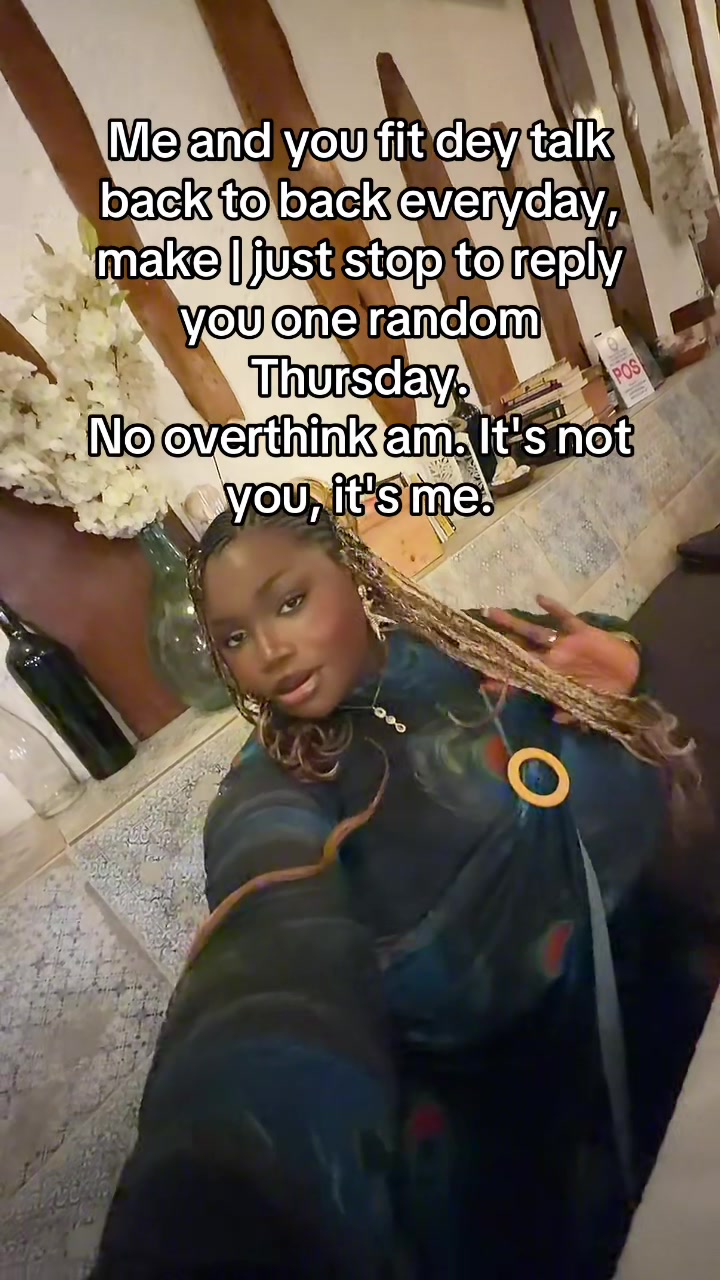 @👾
