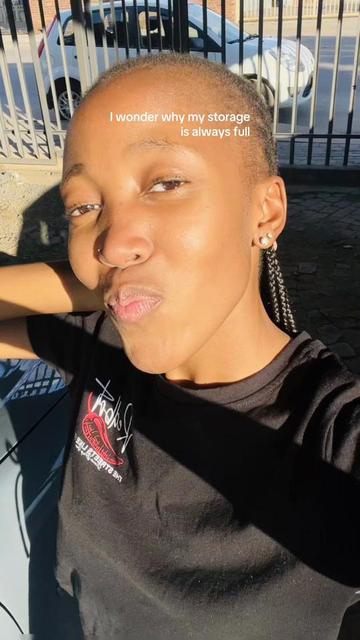 @Ofentse