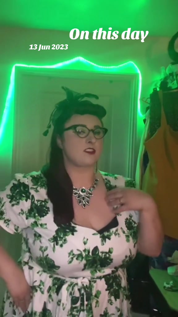 @MissBombshellBettie