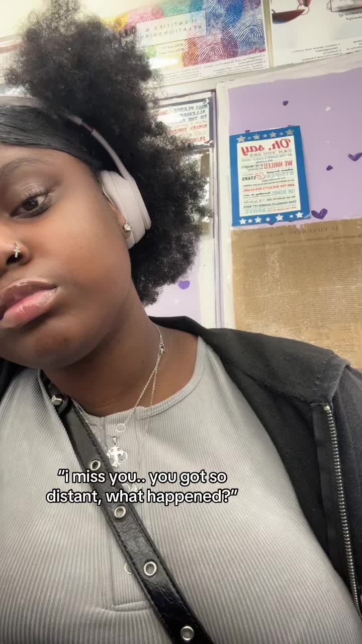 @𖣂