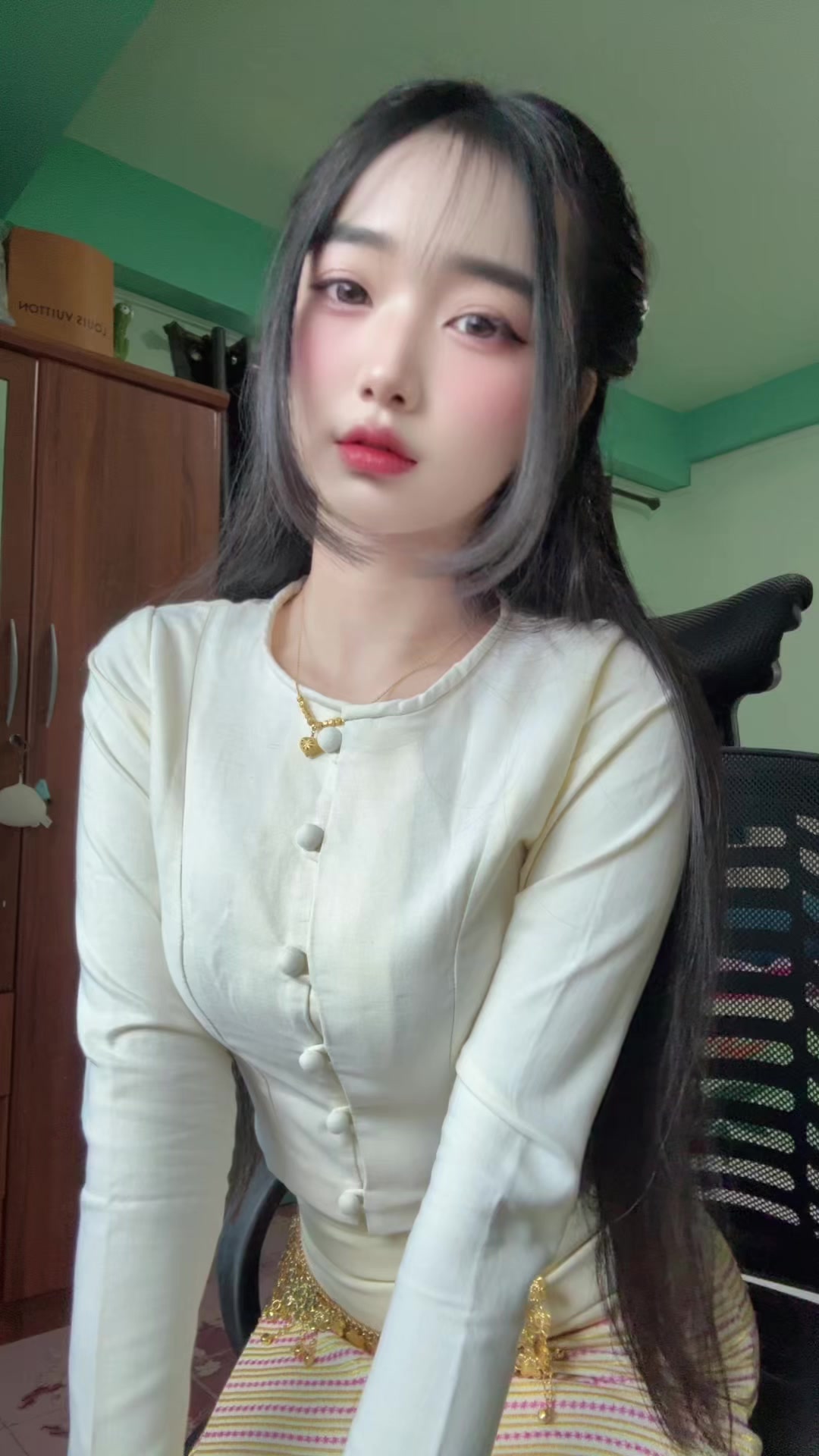 @Zu Zue Yadi Kyaw