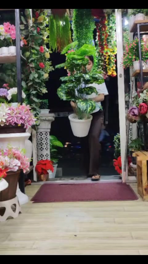 @Flora_p0int-dhumbarahi