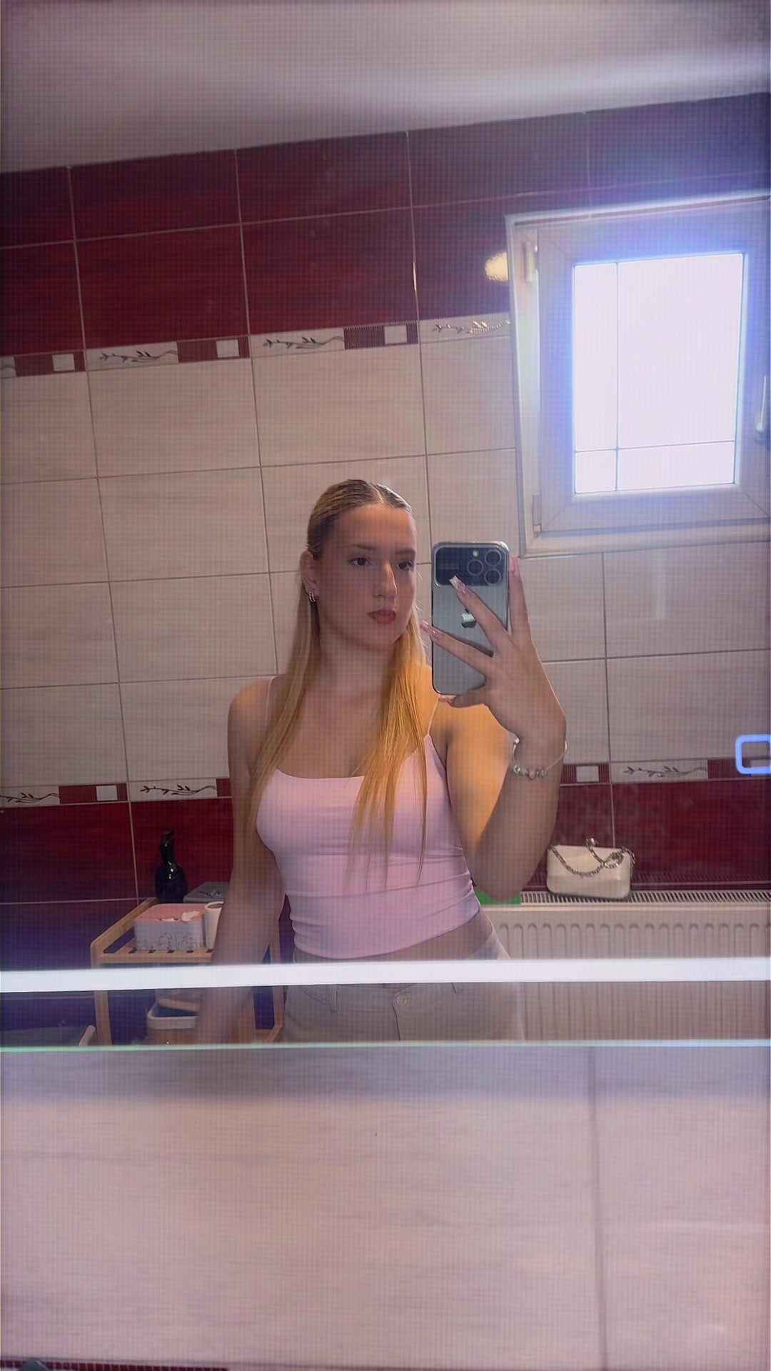 @momciloviicc.m