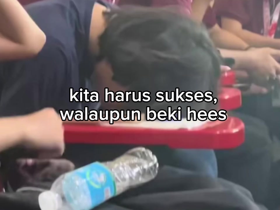 @f4