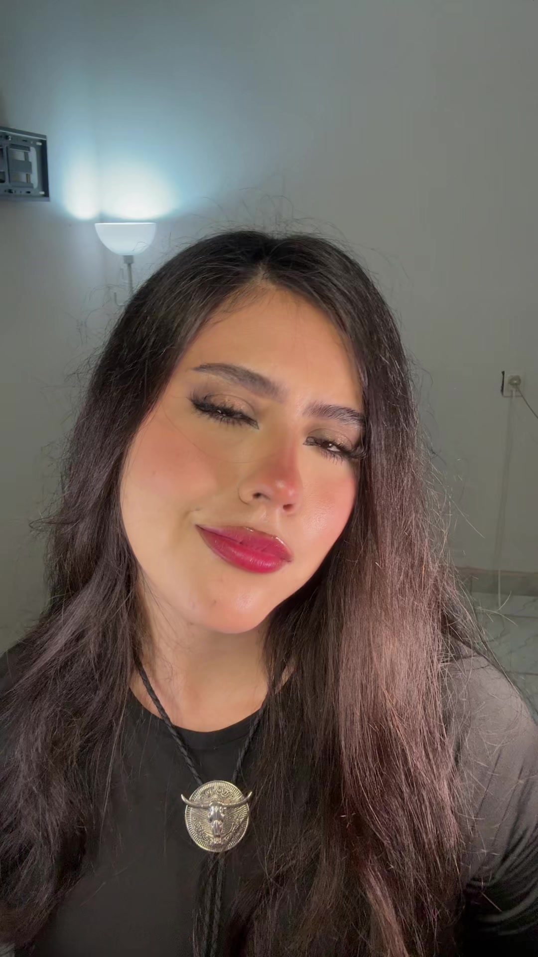 @Vanlyless