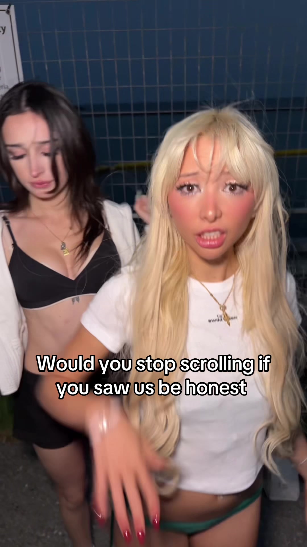 @Lola Moon