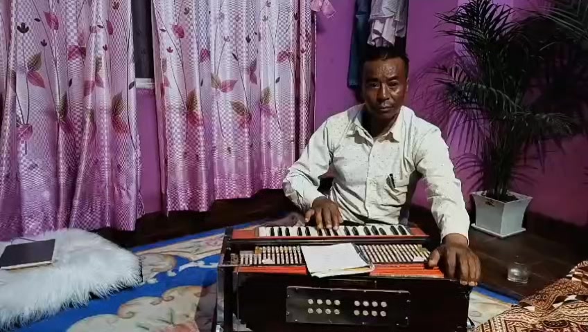 @भक्तलाल श्रेष्ठ