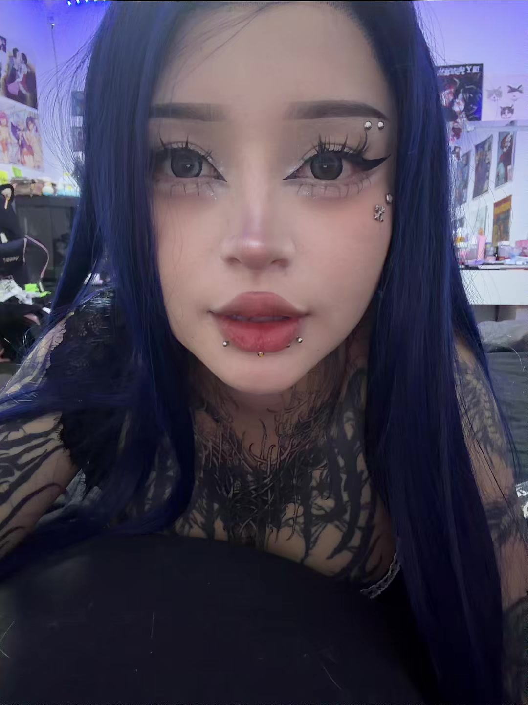 @u4e