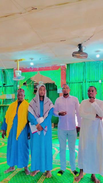 @Mohamed Baaruud Hussein