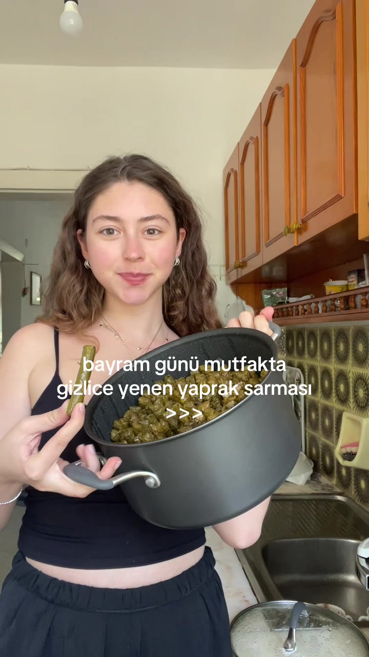 @Nazlı Deniz